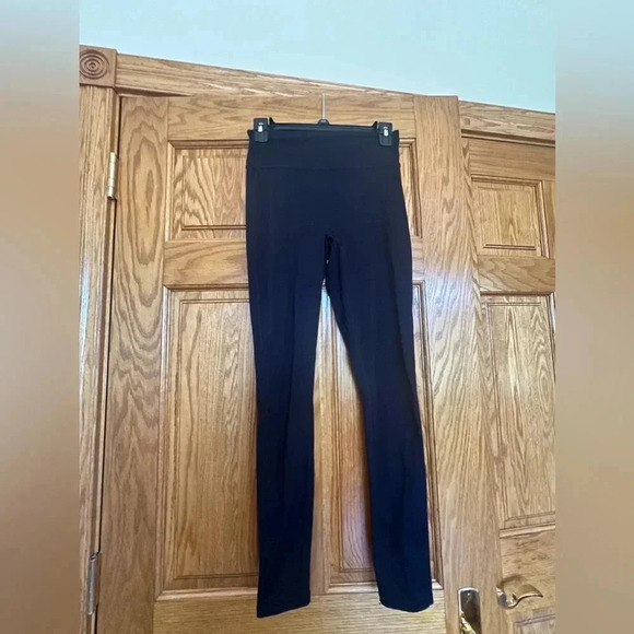 Fabletics - Motion365 Leggings - Picture 1 of 4
